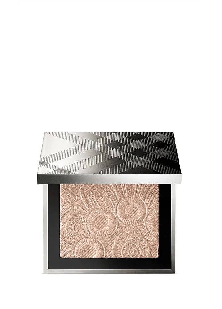 Burberry Fresh Glow Highlighter Nude Gold #02